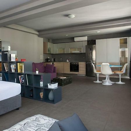Boutique Apartment In Athens Center Luaran gambar