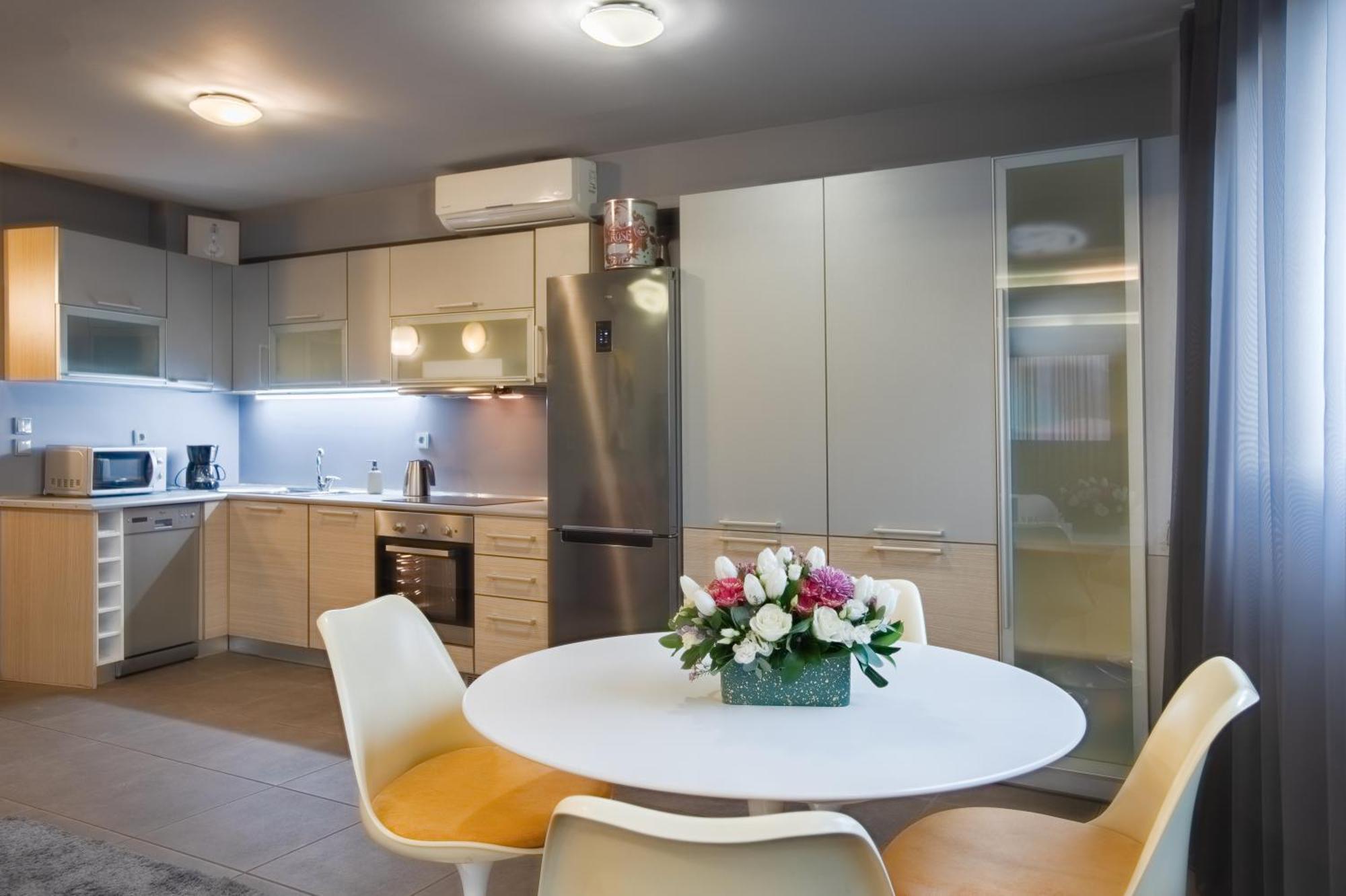 Boutique Apartment In Athens Center Luaran gambar